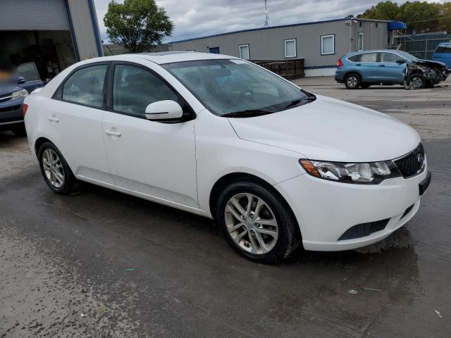  KIA FORTE 2012 Белы