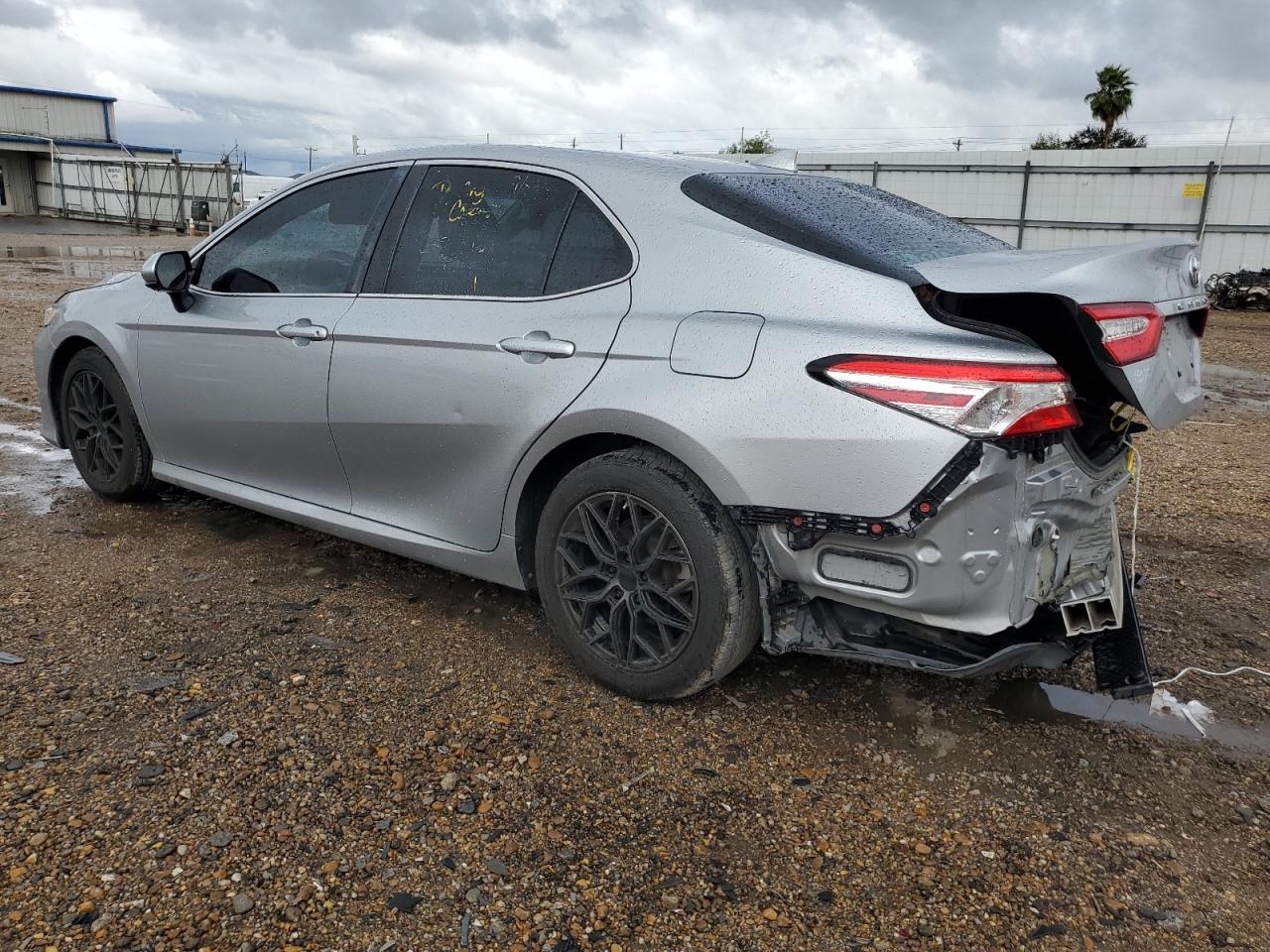 4T1B11HK3KU768290 2019 TOYOTA CAMRY - Image 2