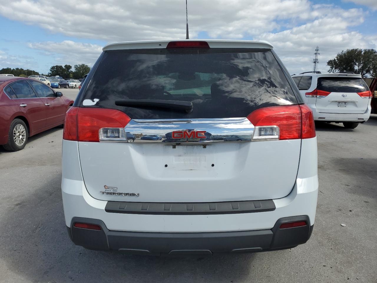 2012 GMC Terrain - Image 6
