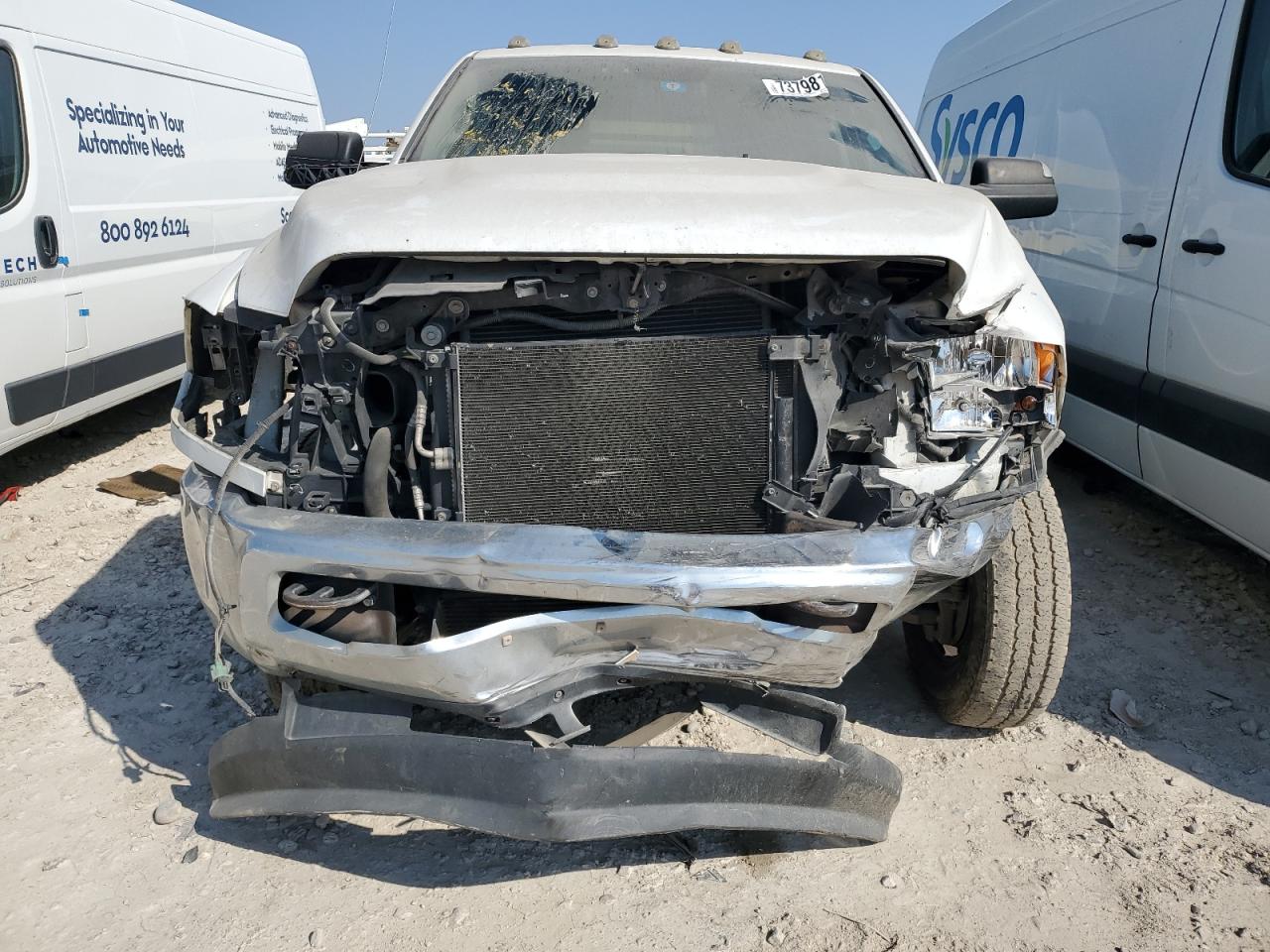 2013 RAM 3500 - Image 5