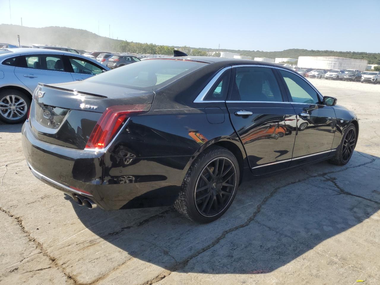 2017 Cadillac CT6 - Image 3