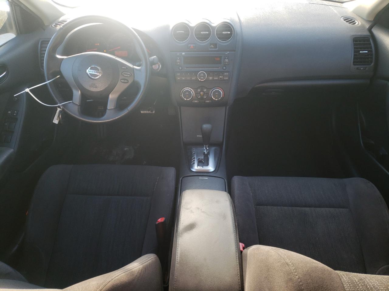 2011 Nissan Altima - Image 8