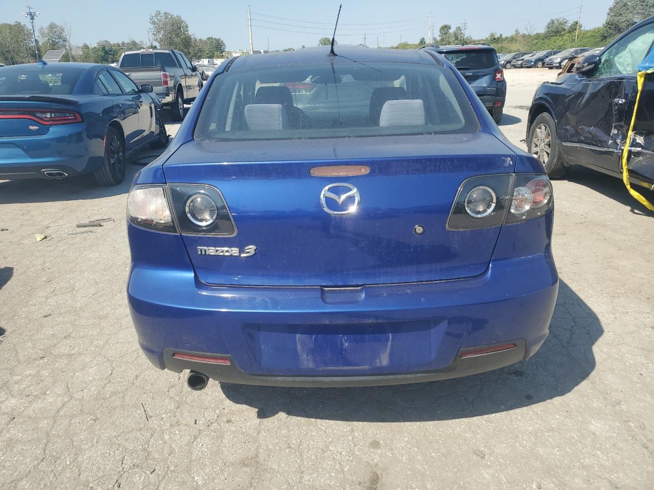 2007 Mazda 3 S VIN: JM1BK323571667002 Lot: 74612604