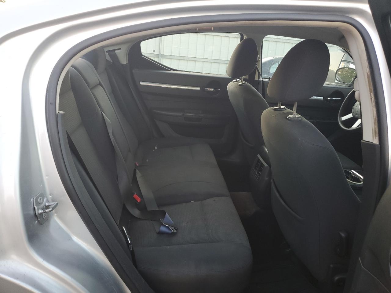 2010 Dodge Charger - Image 10