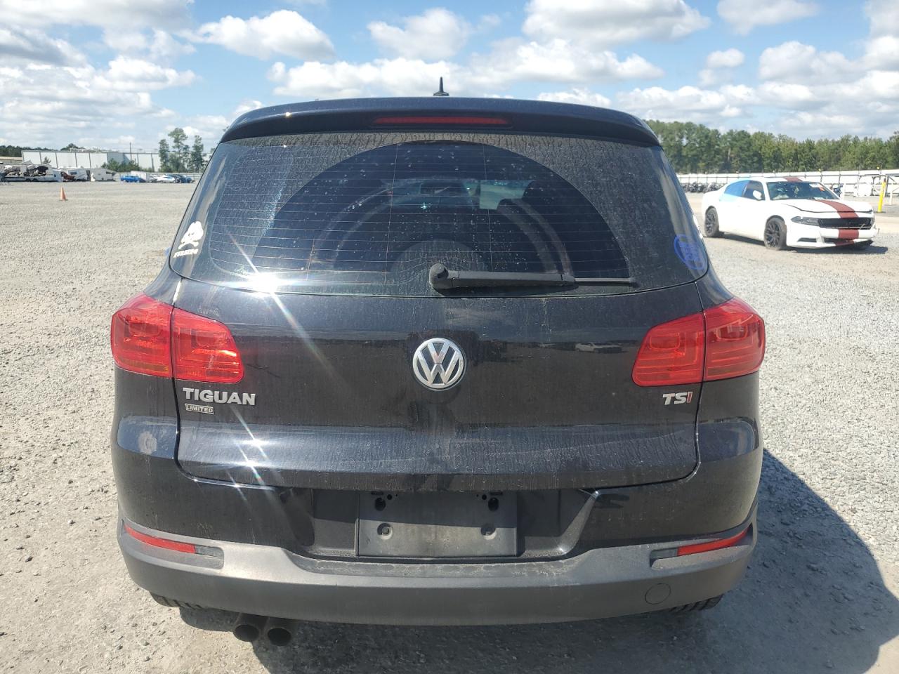 2017 Volkswagen Tiguan S VIN: WVGAV7AX7HK049721 Lot: 74044284