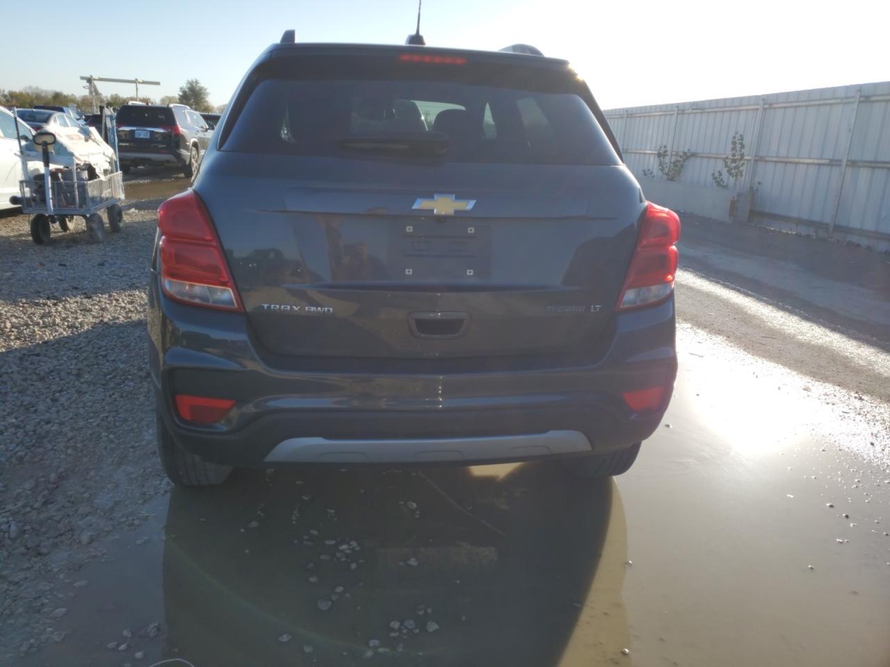 KL7CJPSB7HB196386 2017 Chevrolet Trax 1Lt