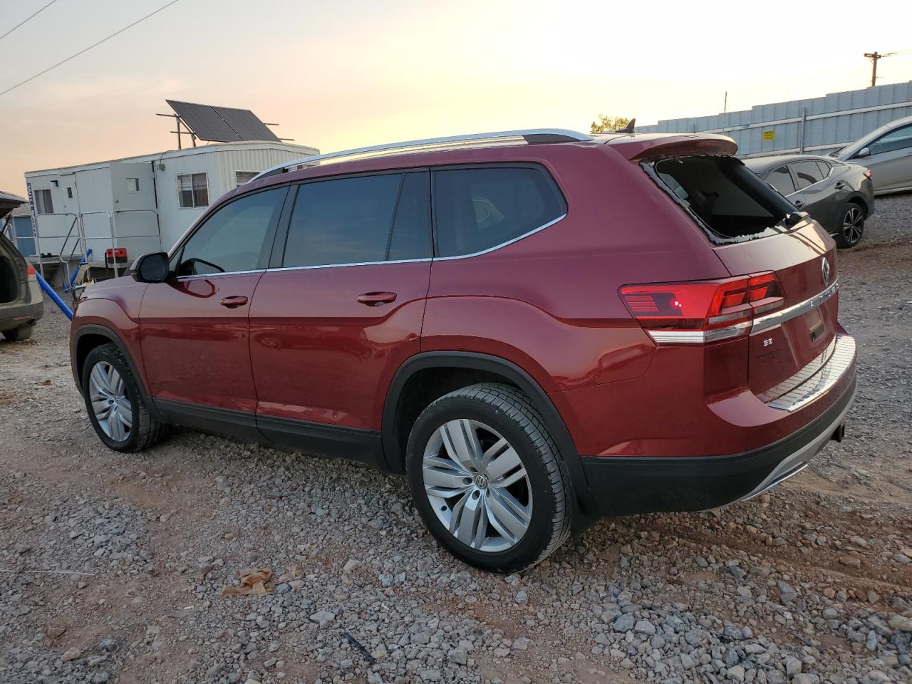 2019 Volkswagen Atlas - Image 2