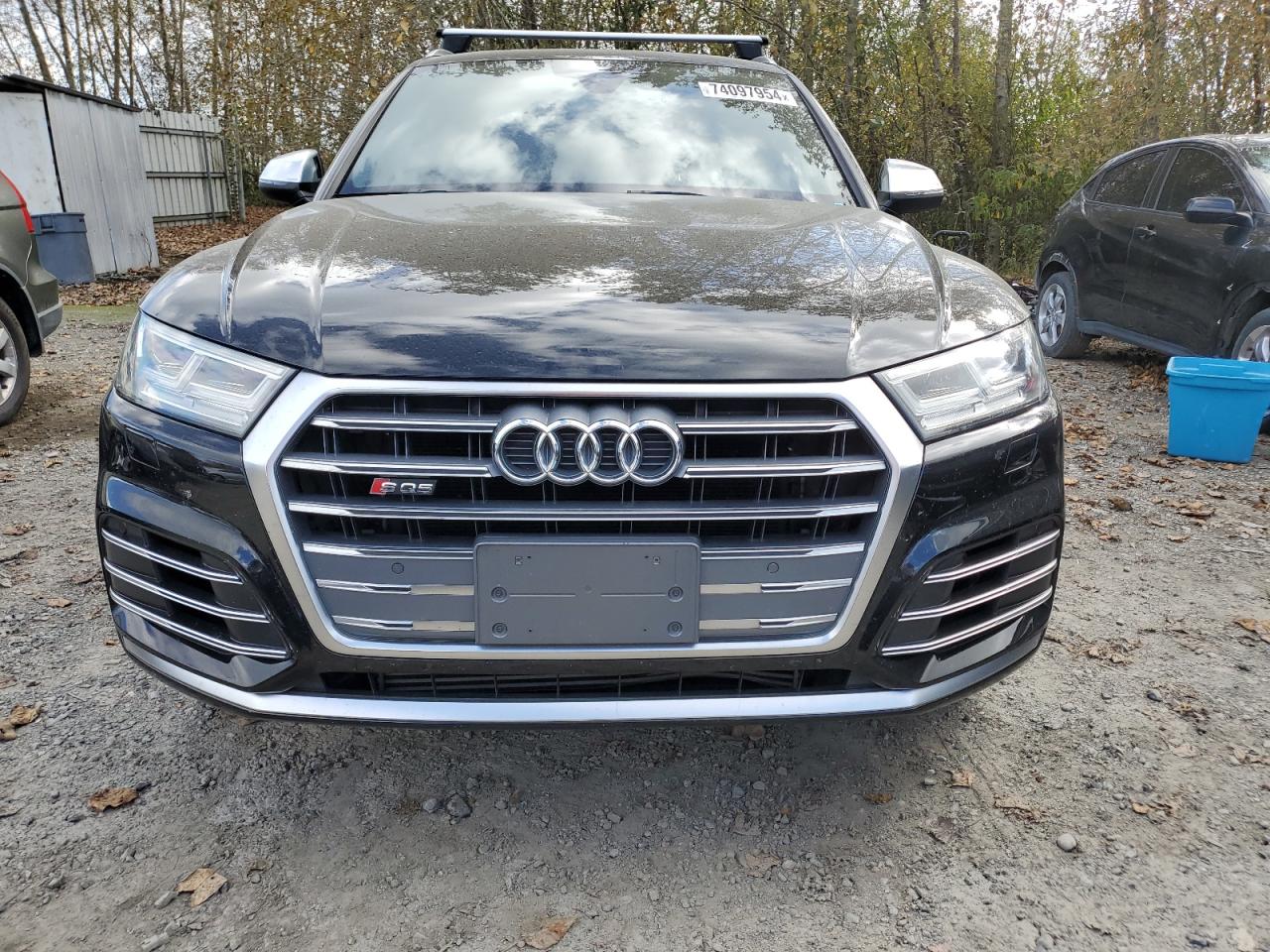 WA1A4AFY0J2200260 2018 Audi Sq5 Premium Plus