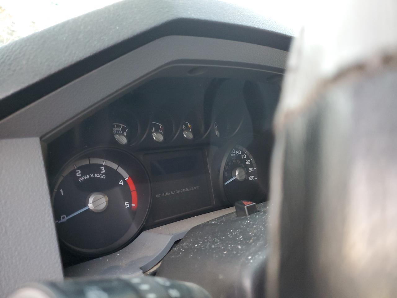 2012 Ford F250 - Image 9