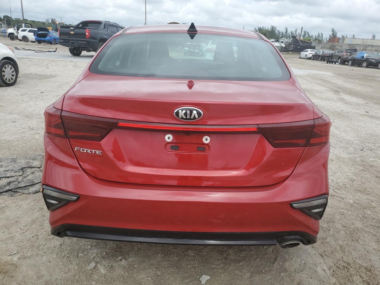 3KPF24AD9ME285467 2021 Kia Forte Fe