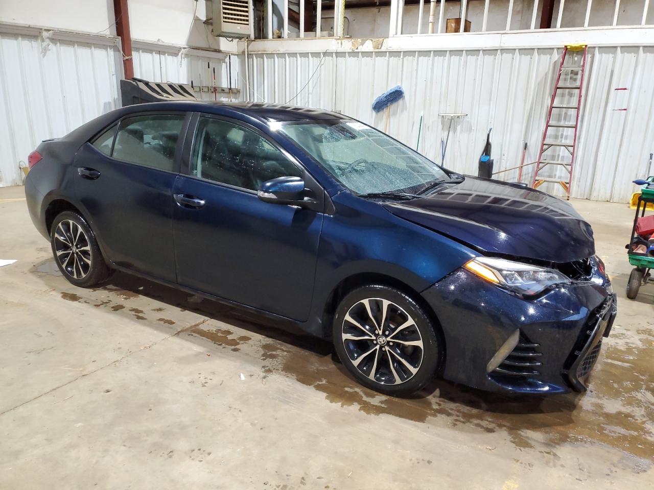 VIN 2T1BURHE5HC751565 2017 TOYOTA COROLLA no.4