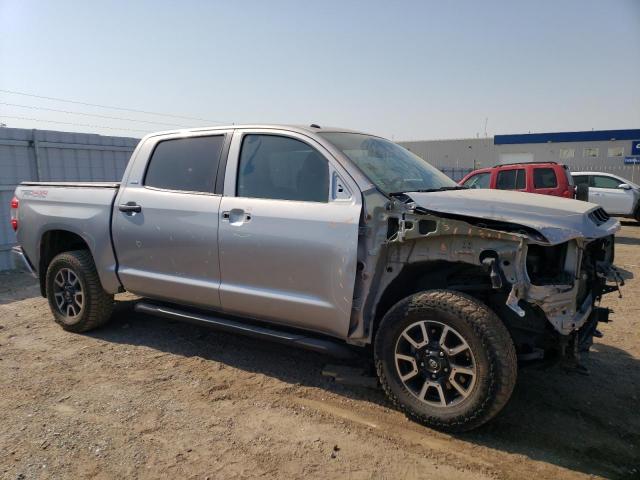  TOYOTA TUNDRA 2014 Srebrny