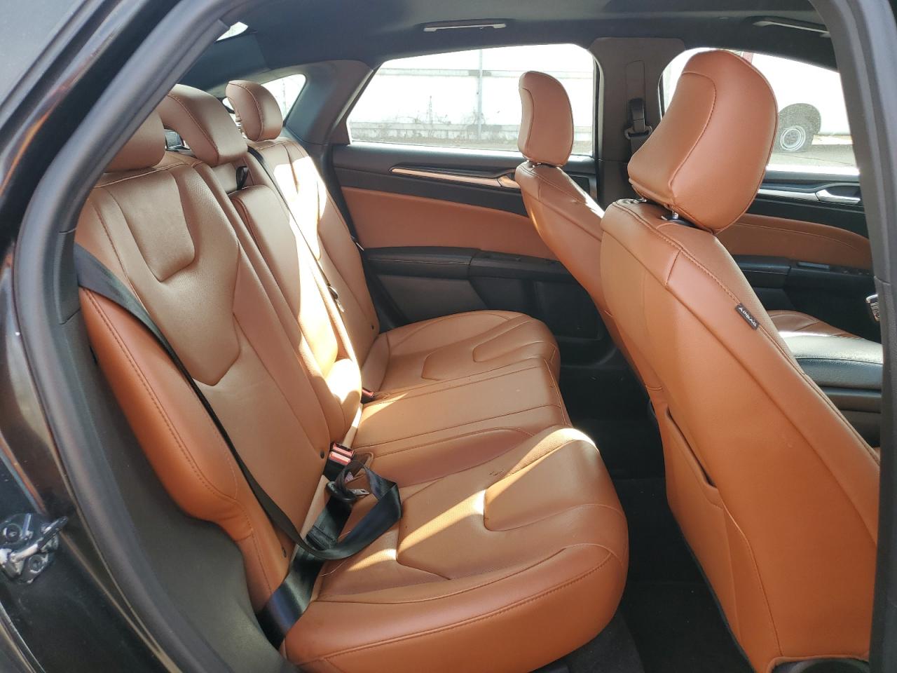 2020 Ford Fusion - Image 10