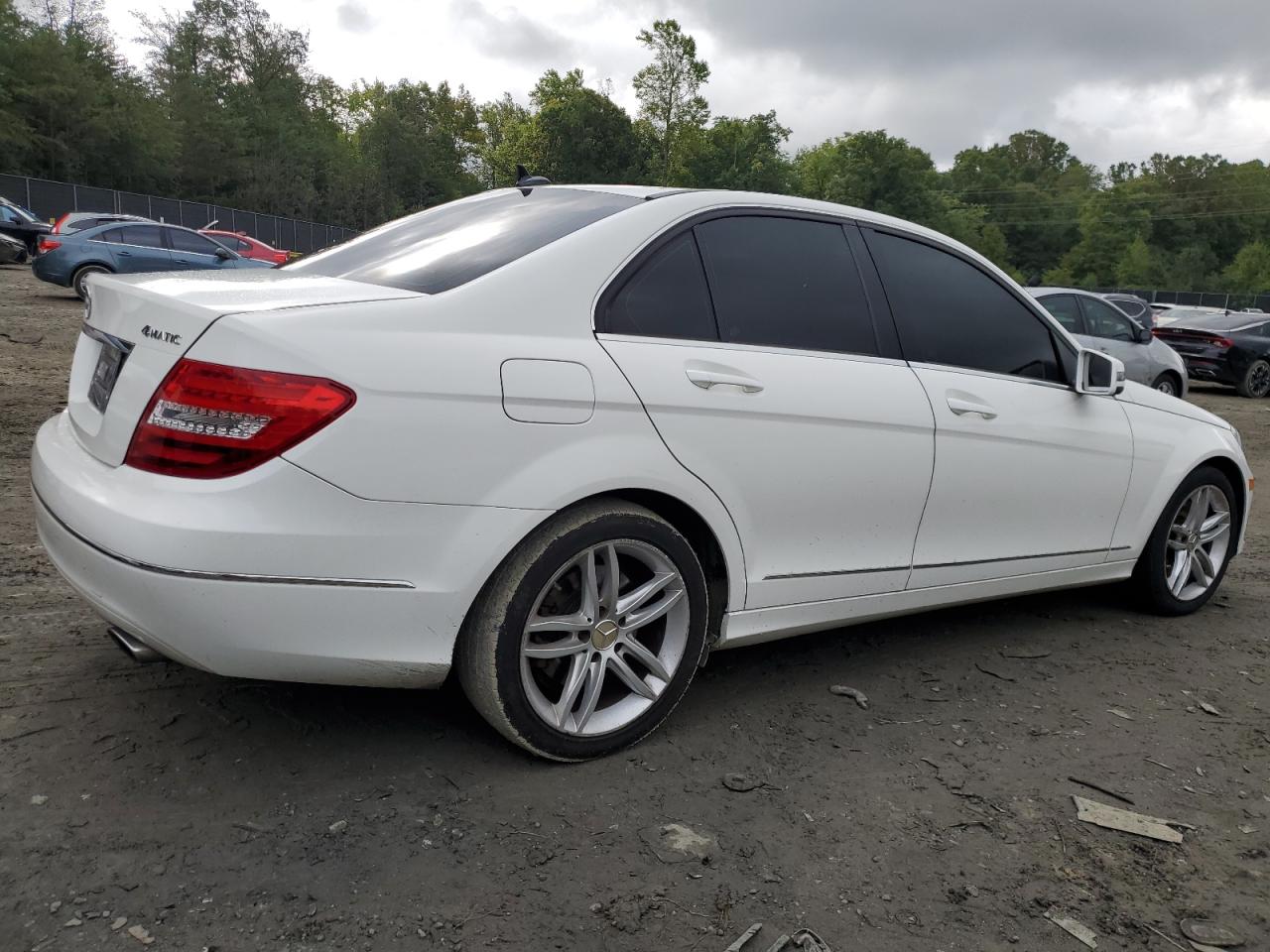 VIN WDDGF8AB3DR249086 2013 MERCEDES-BENZ C-CLASS no.3