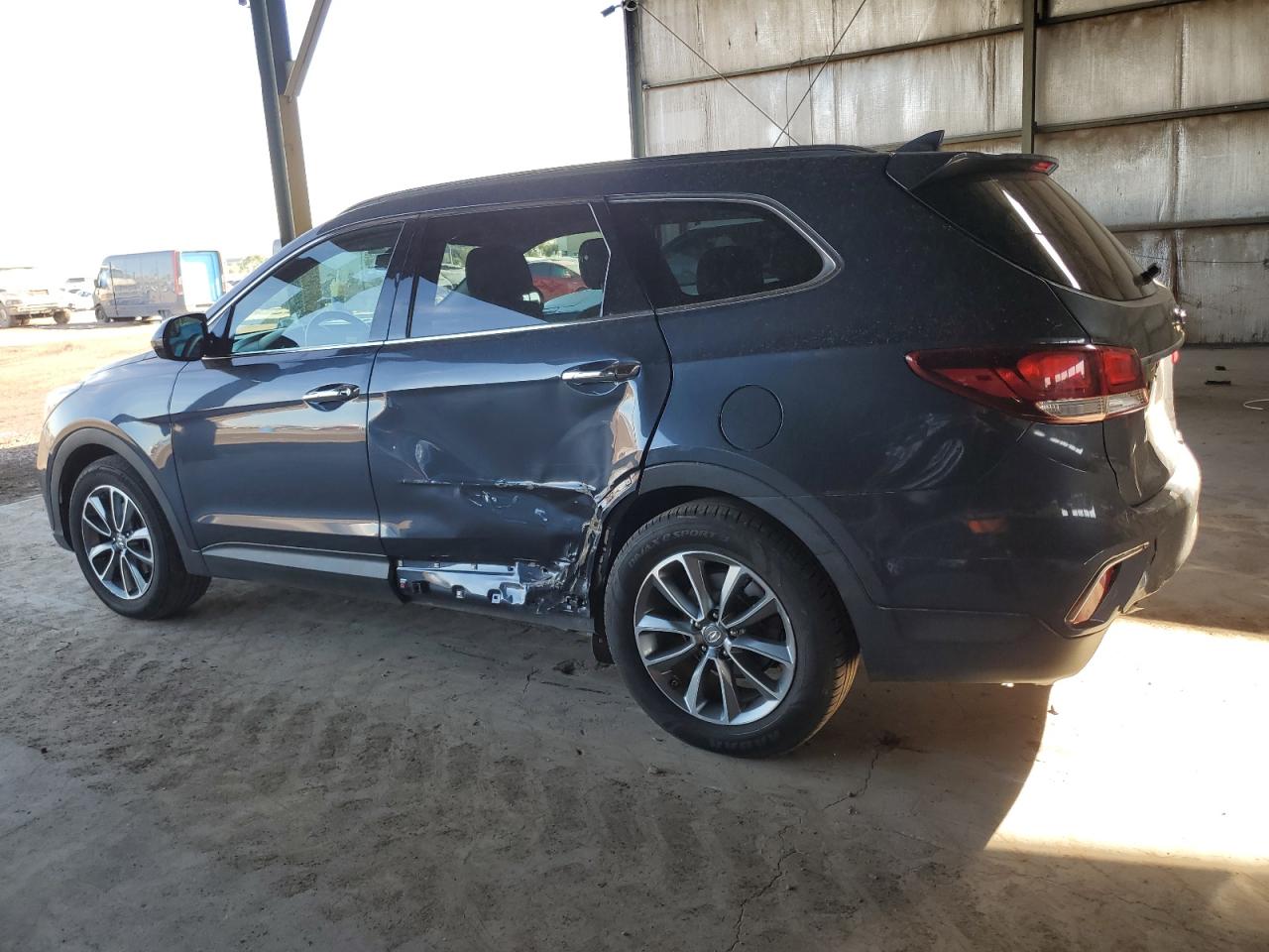 2017 Hyundai Santa Fe - Image 2