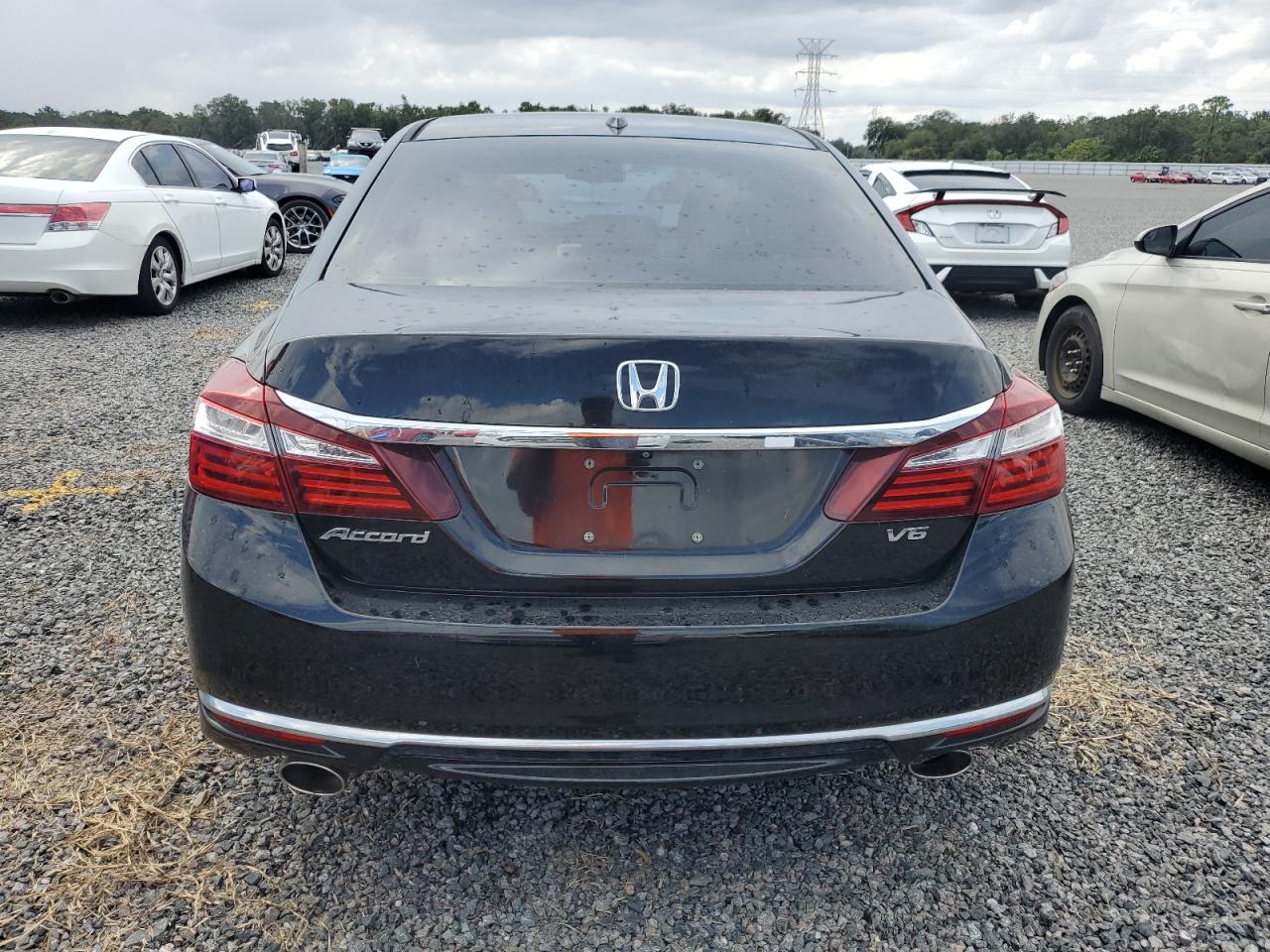 1HGCR3F80HA003148 2017 Honda Accord Exl