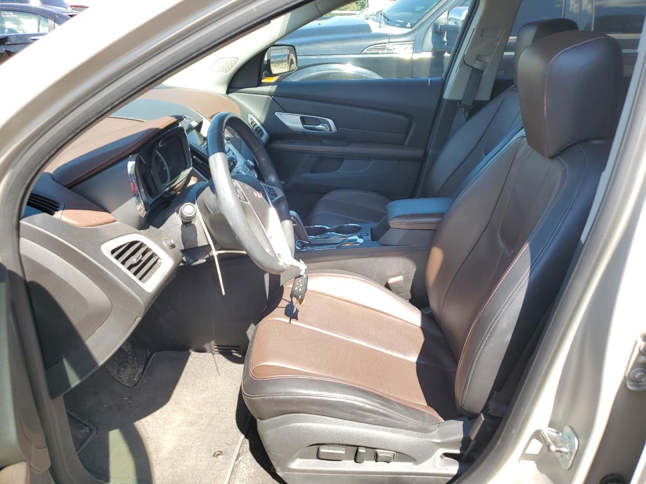 2010 GMC Terrain - Image 7