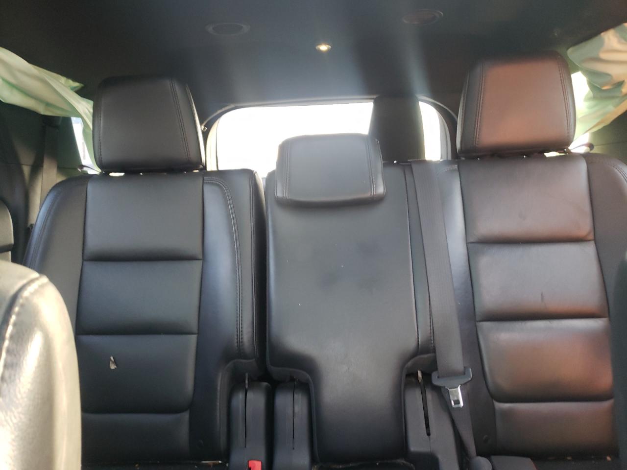 2014 Ford Explorer - Image 10