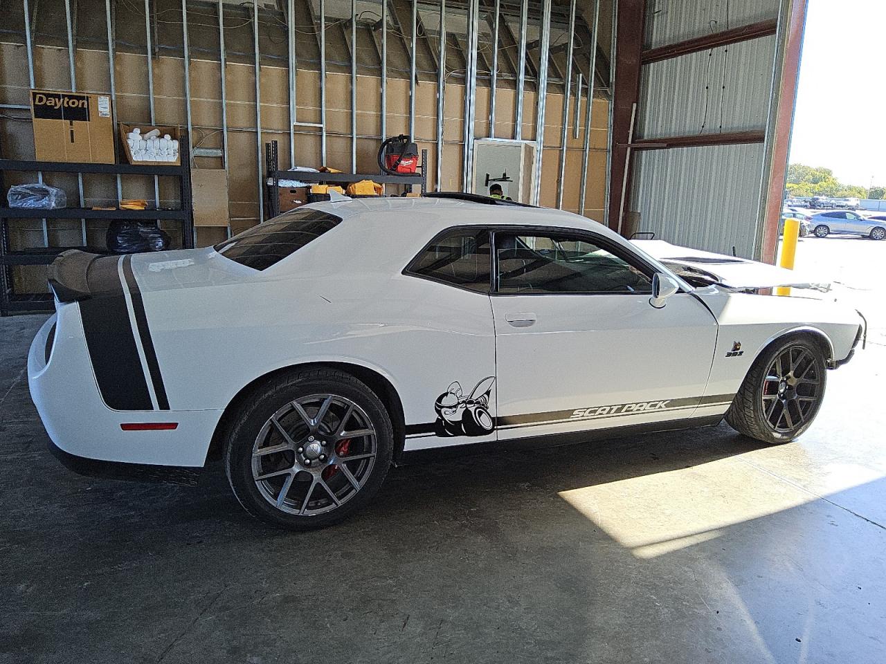2016 Dodge Challenger - Image 3