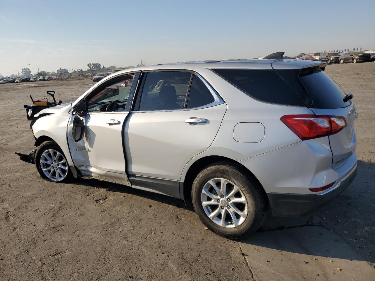 2019 Chevrolet Equinox - Image 2