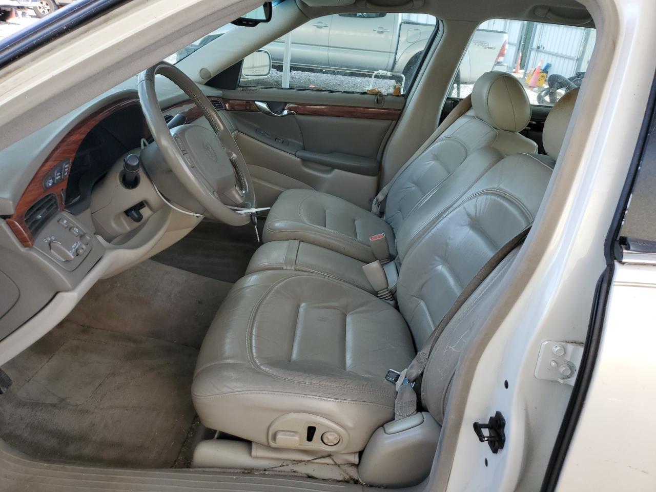 2000 Cadillac Deville VIN: 1G6KD54Y9YU248779 Lot: 73947964