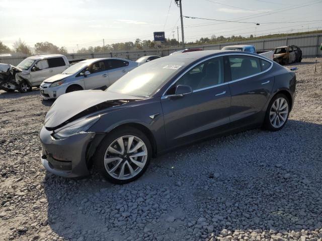  TESLA MODEL 3 2020 Серый