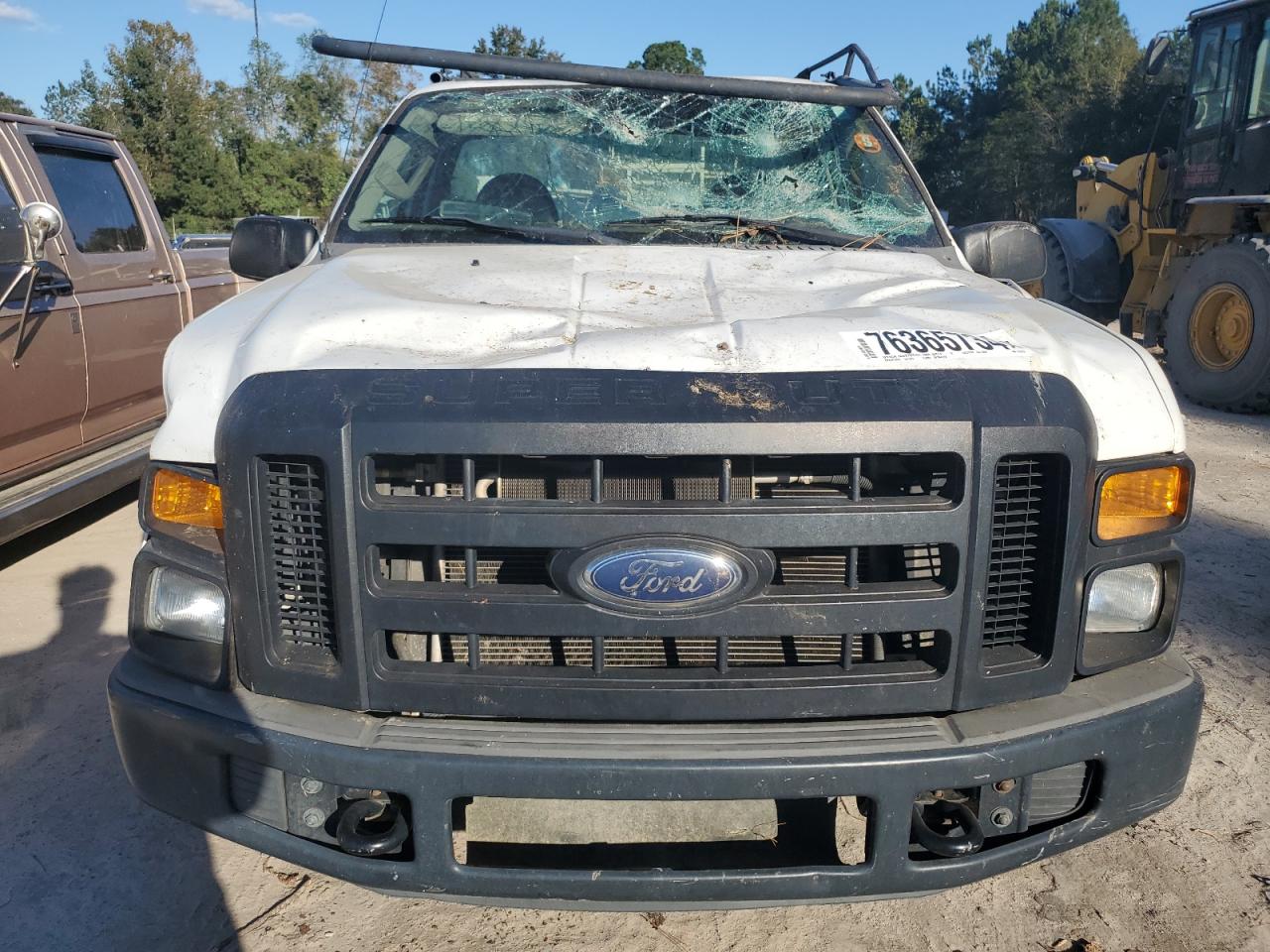 2008 Ford F250 - Image 5