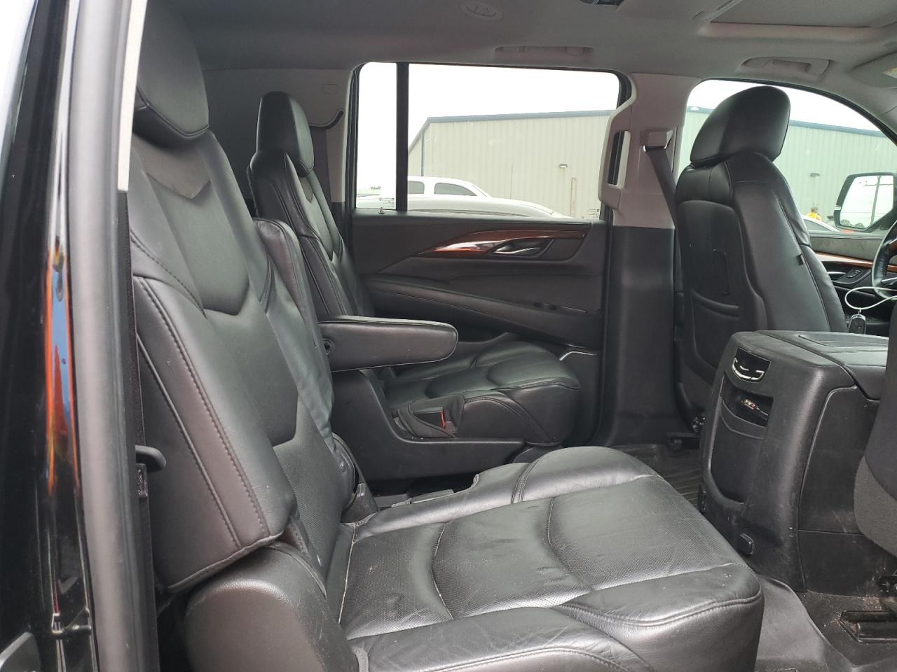 1GYS4JKJ0GR202491 2016 Cadillac Escalade Esv Premium