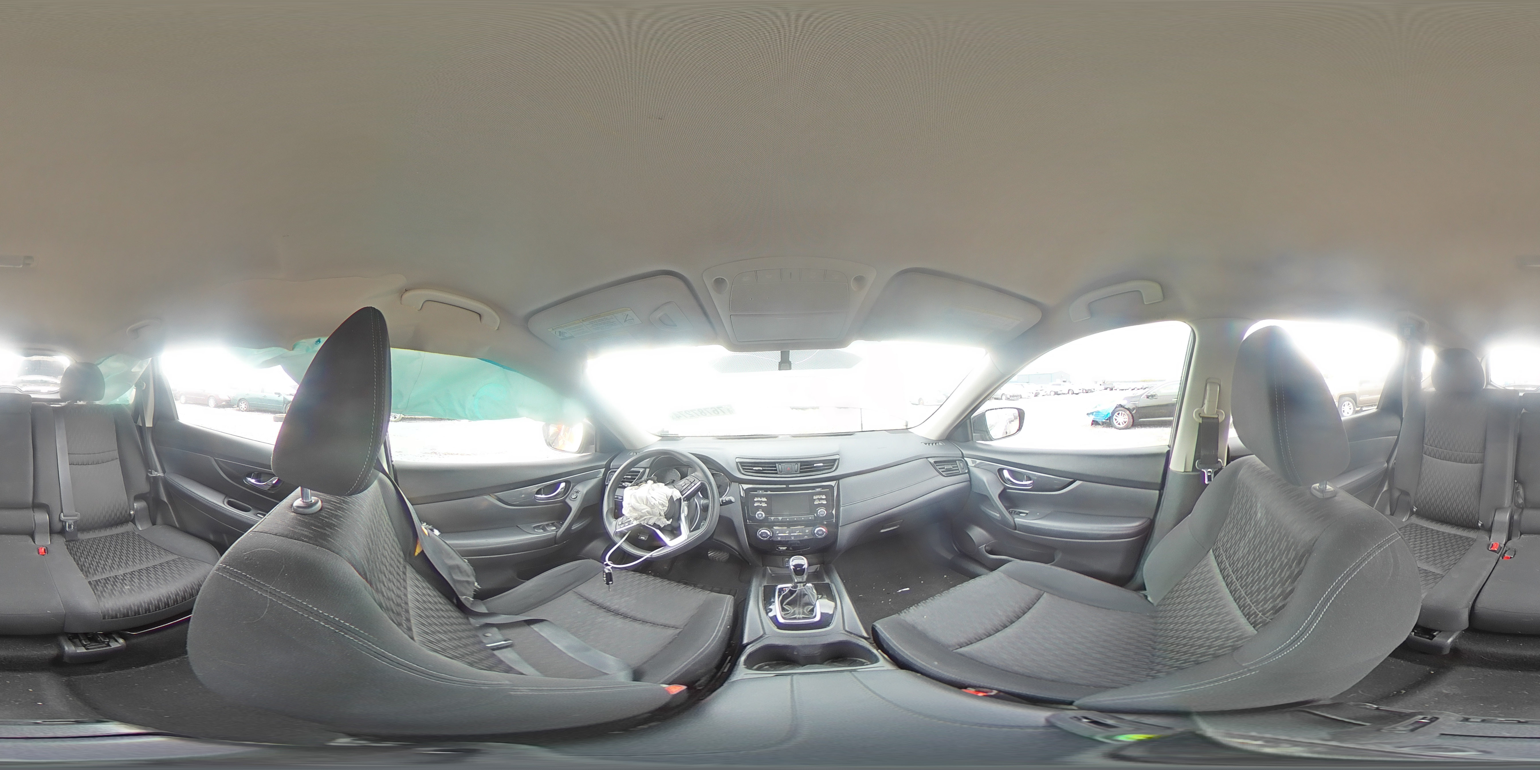2017 Nissan Rogue - Image 15