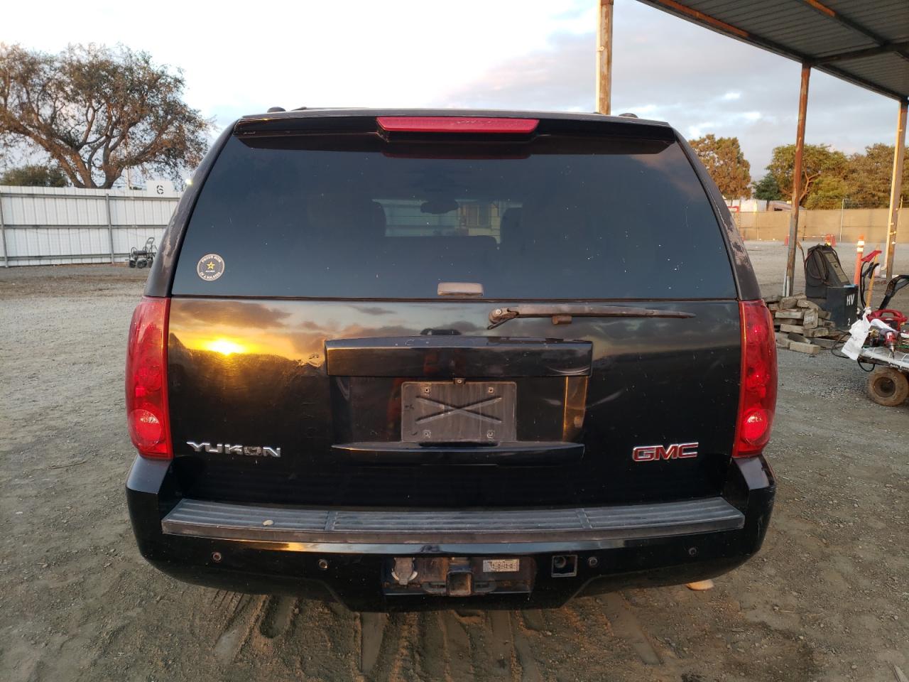 2007 GMC Yukon VIN: 1GKFC13J37R250919 Lot: 77862564