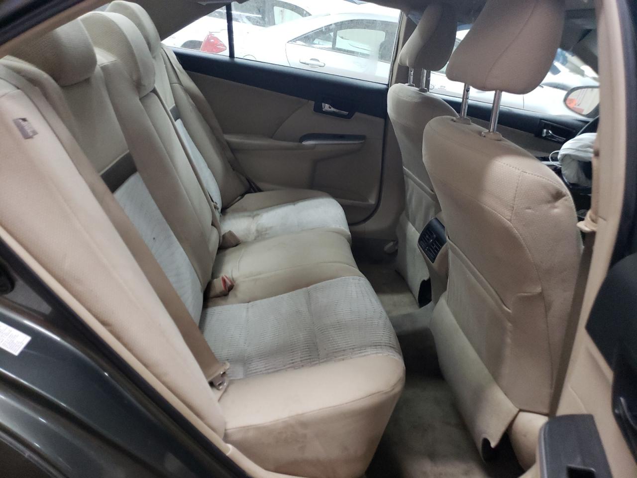 2012 Toyota Camry - Image 10