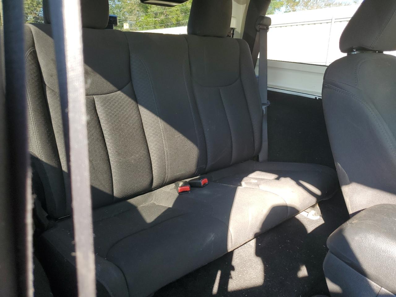 2015 Jeep Wrangler Sport VIN: 1C4AJWAG8FL585904 Lot: 75346634