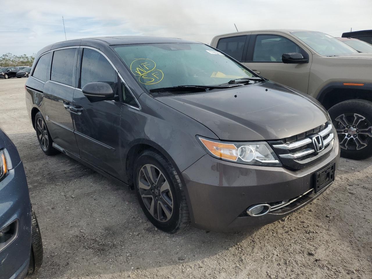 2016 Honda Odyssey - Image 4