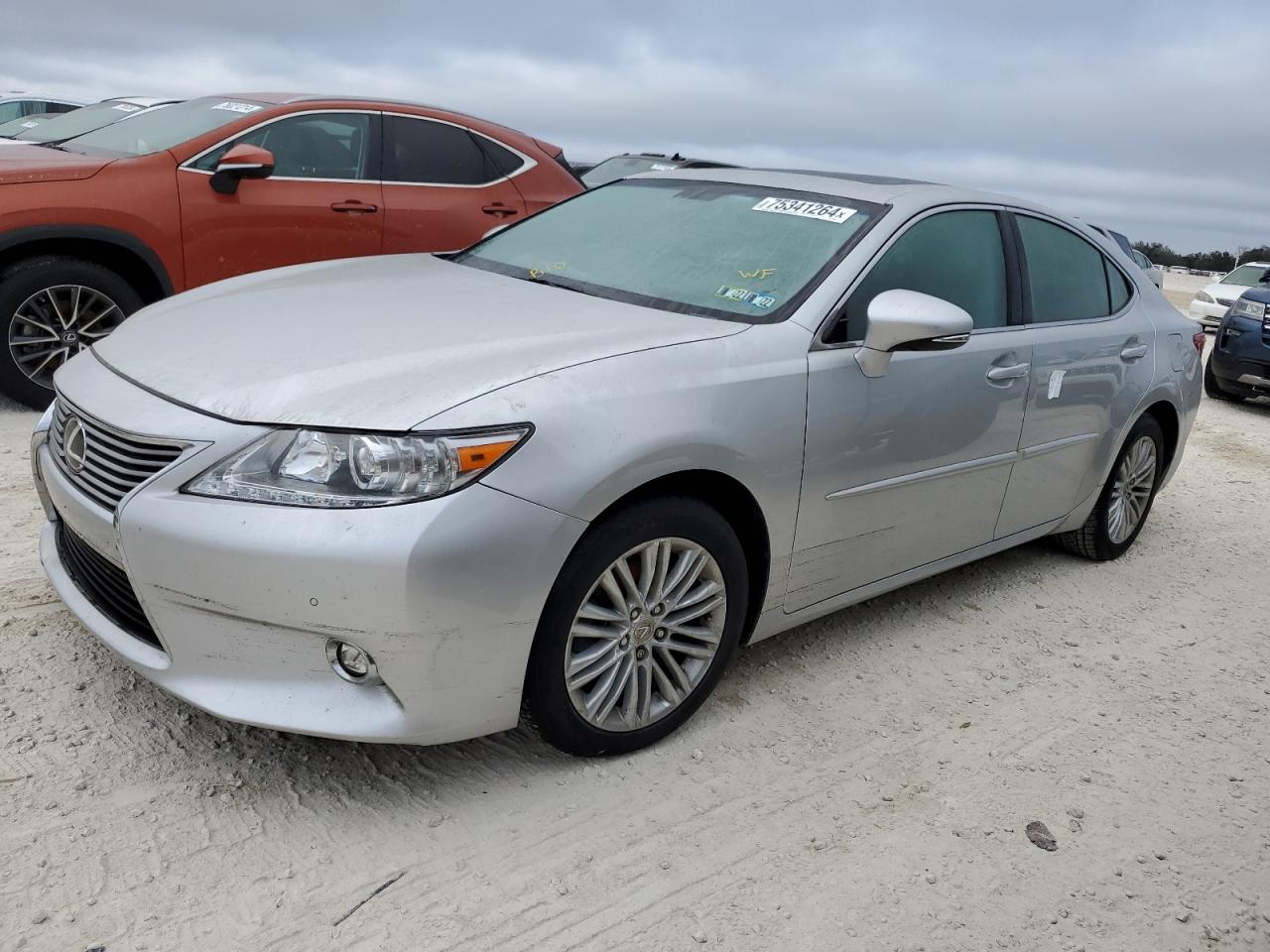 2014 Lexus ES - Image 1
