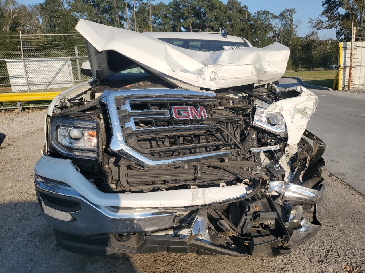 2018 GMC Sierra - Image 5