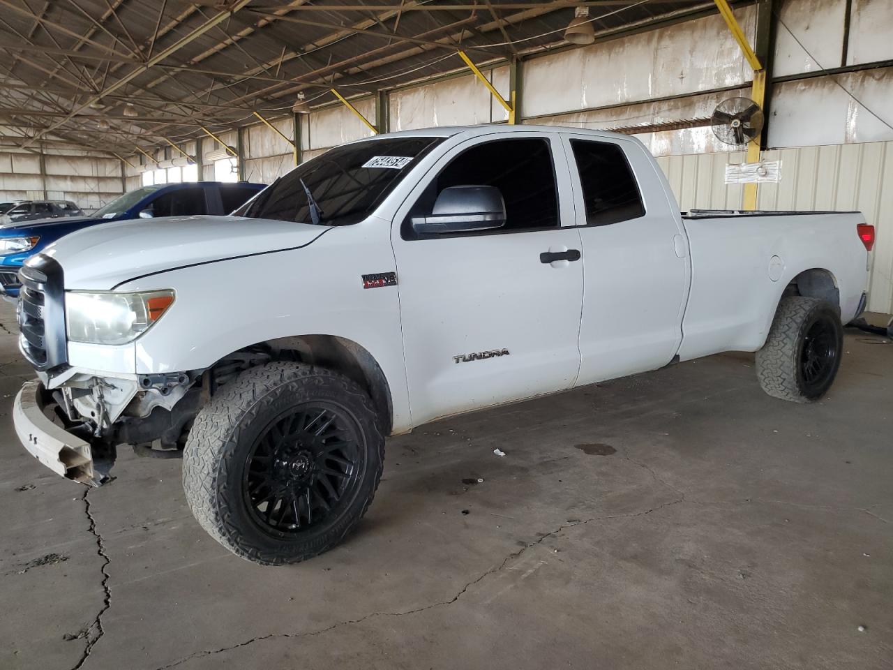 2013 TOYOTA TUNDRA