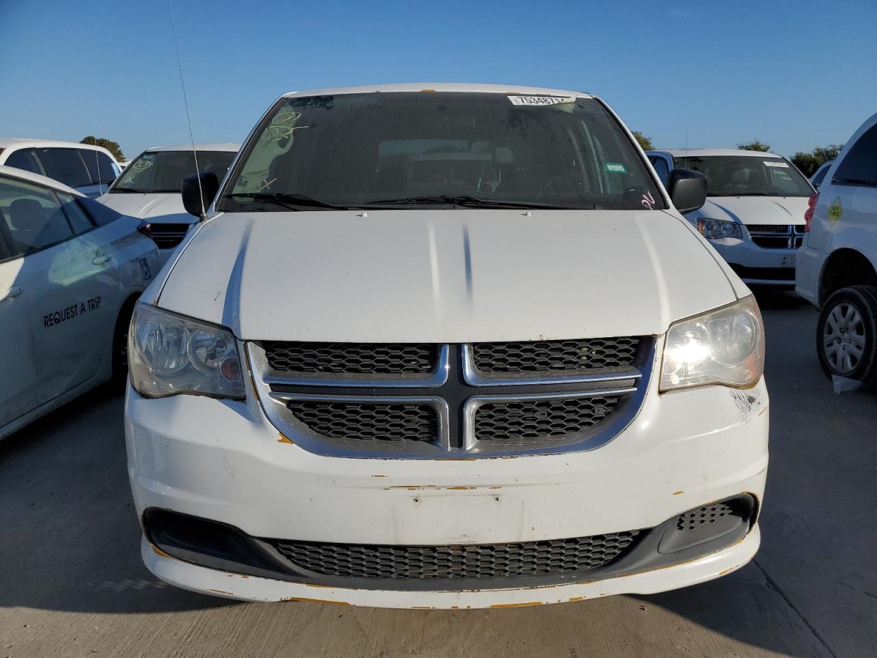 2017 Dodge Caravan - Image 5