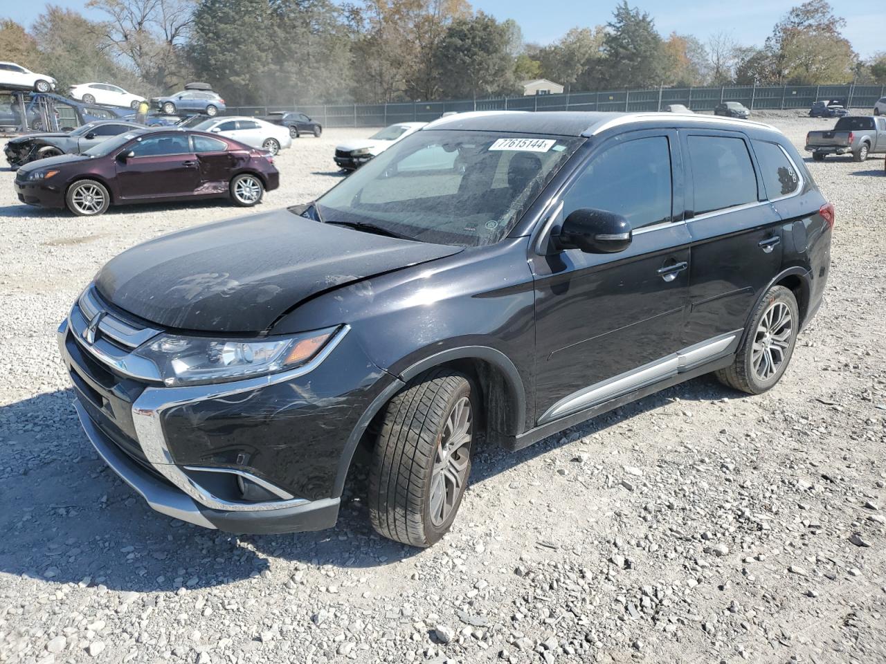 JA4AD3A30HZ058114 2017 MITSUBISHI OUTLANDER - Image 1