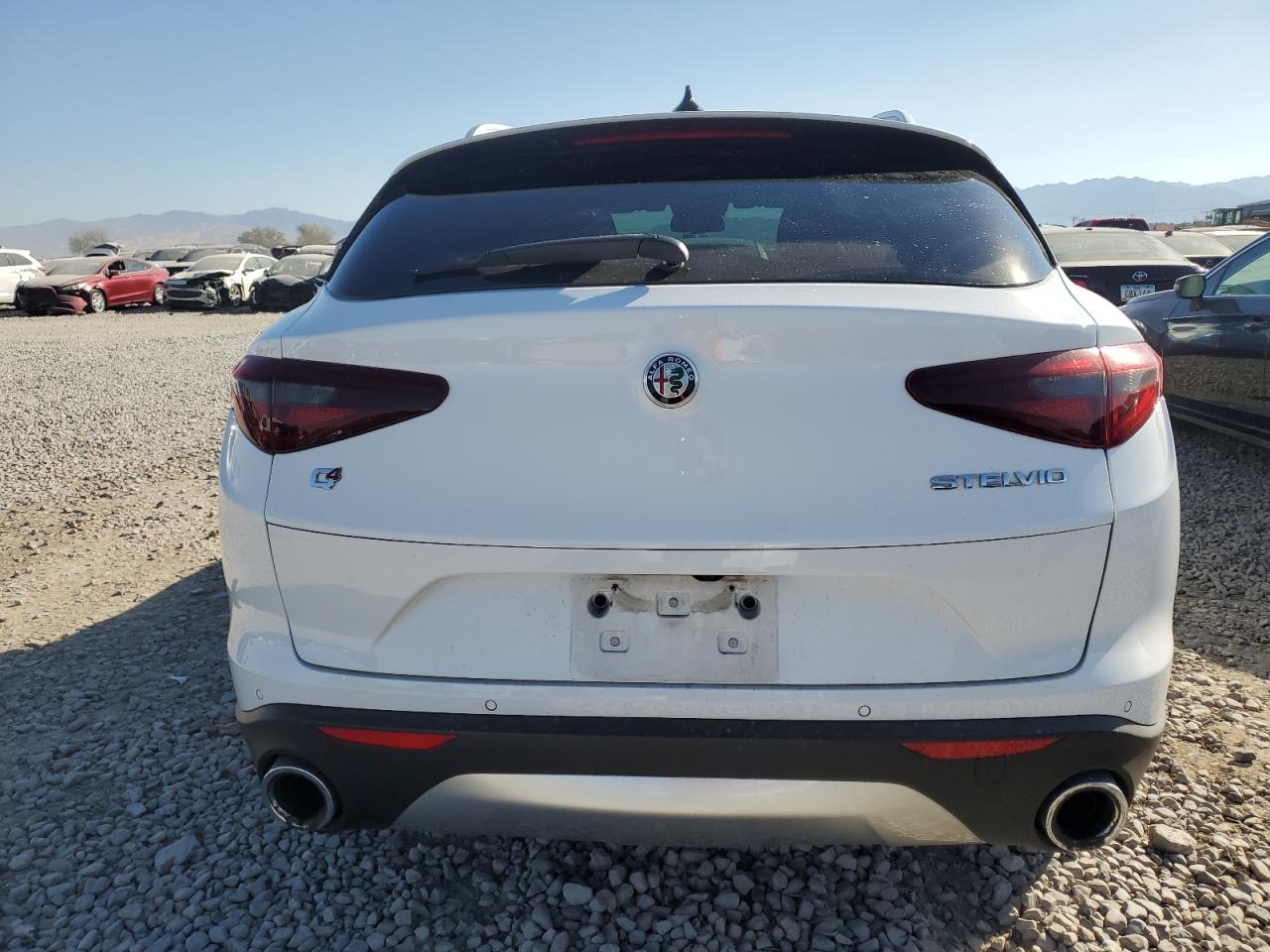 2018 Alfa Romeo Stelvio Ti VIN: ZASFAKBN5J7C17829 Lot: 75097464