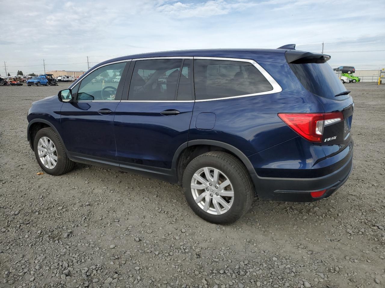 2019 Honda Pilot Lx VIN: 5FNYF6H1XKB037708 Lot: 77370794