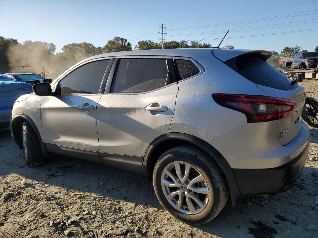 2021 Nissan Rogue - Image 2