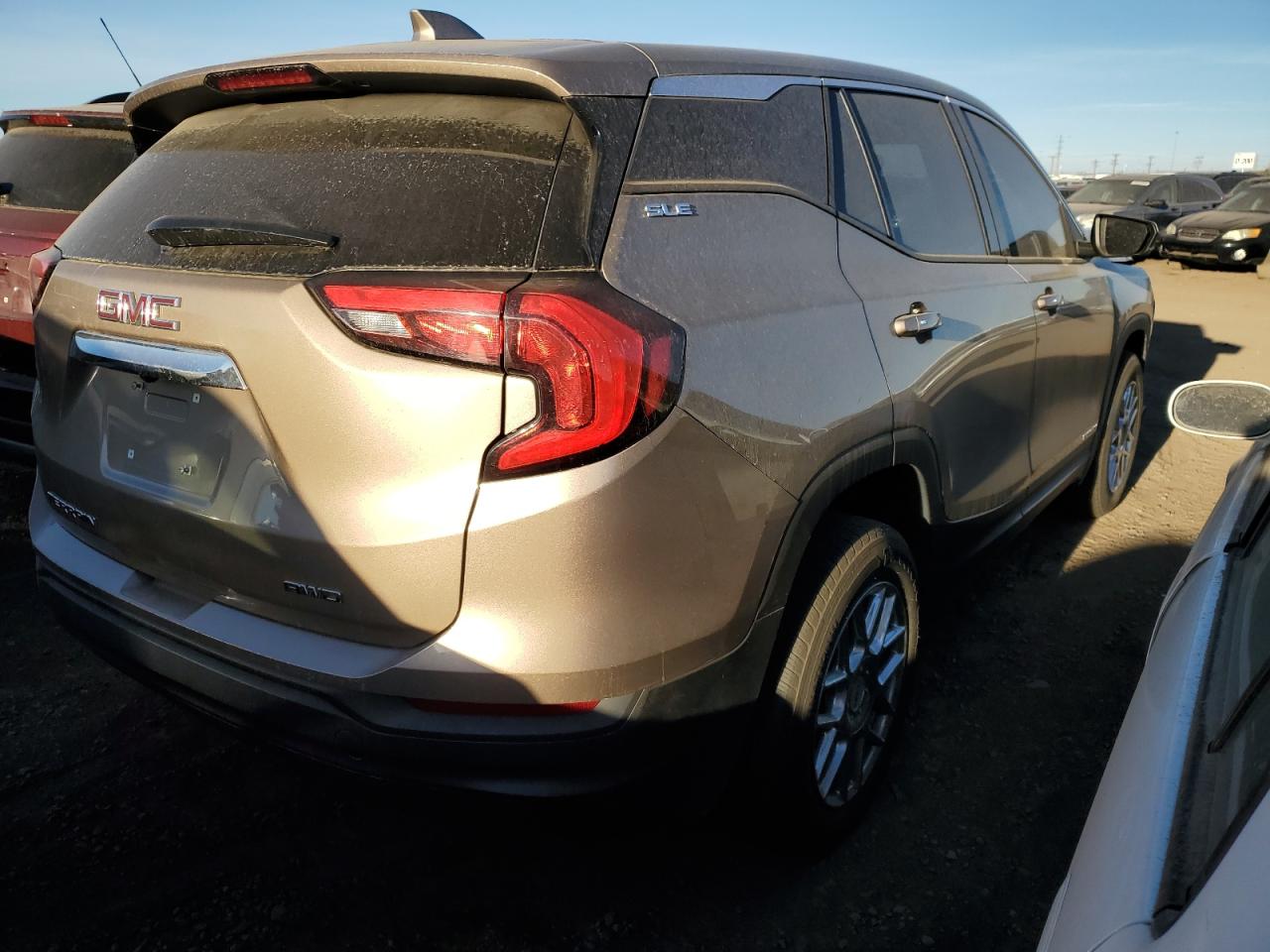 2018 GMC Terrain - Image 3