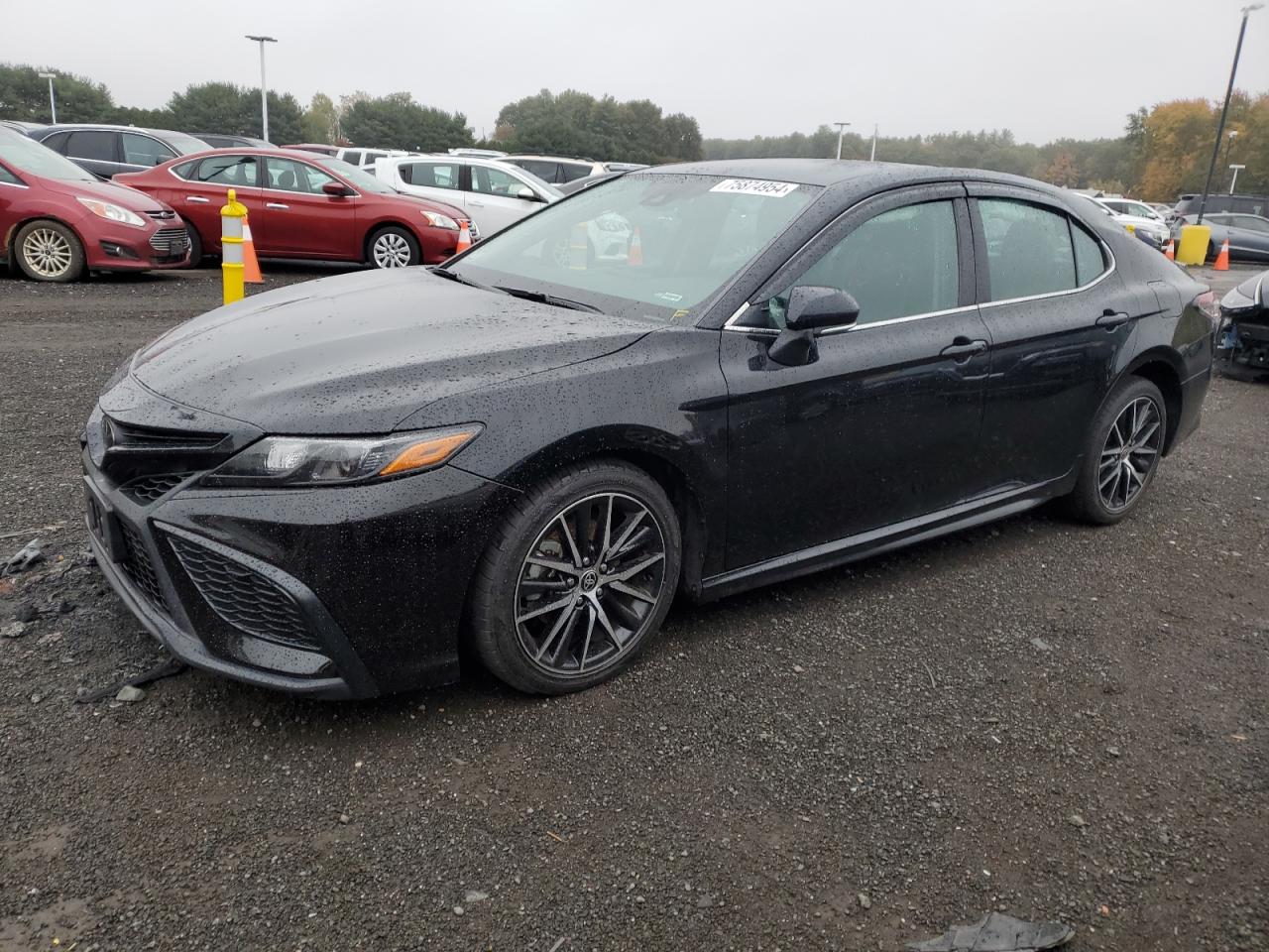 2023 Toyota Camry - Image 1