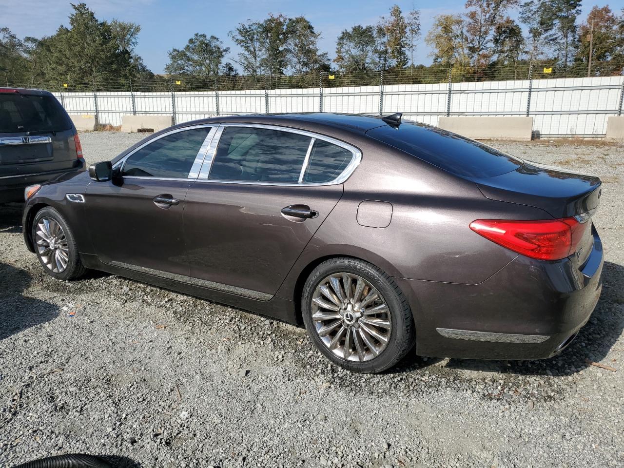 2015 Kia K900 VIN: KNALW4D48F6022332 Lot: 75312254