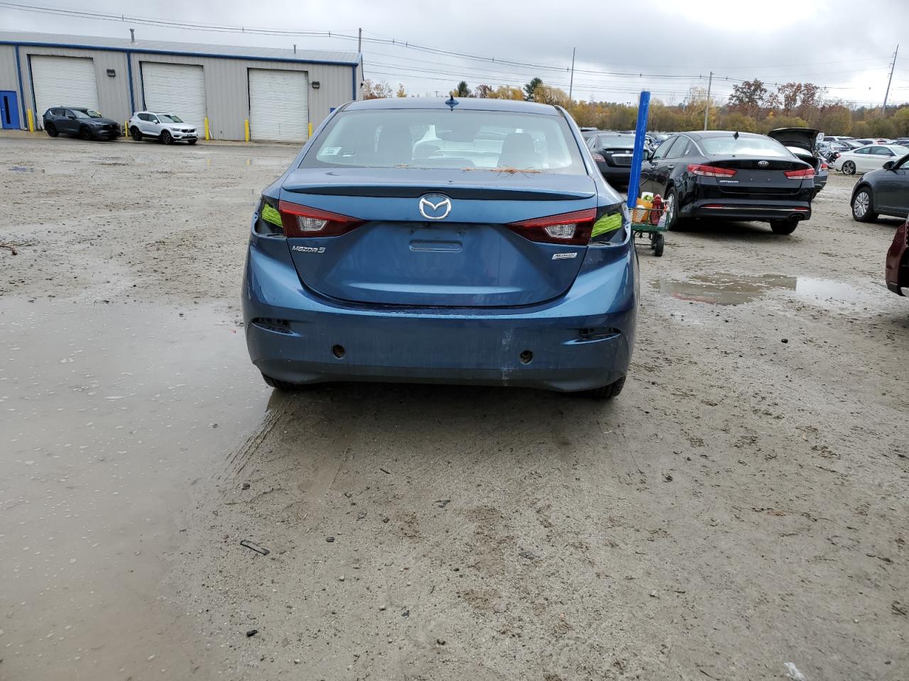 2018 Mazda 3 Touring VIN: 3MZBN1V33JM159240 Lot: 77559344