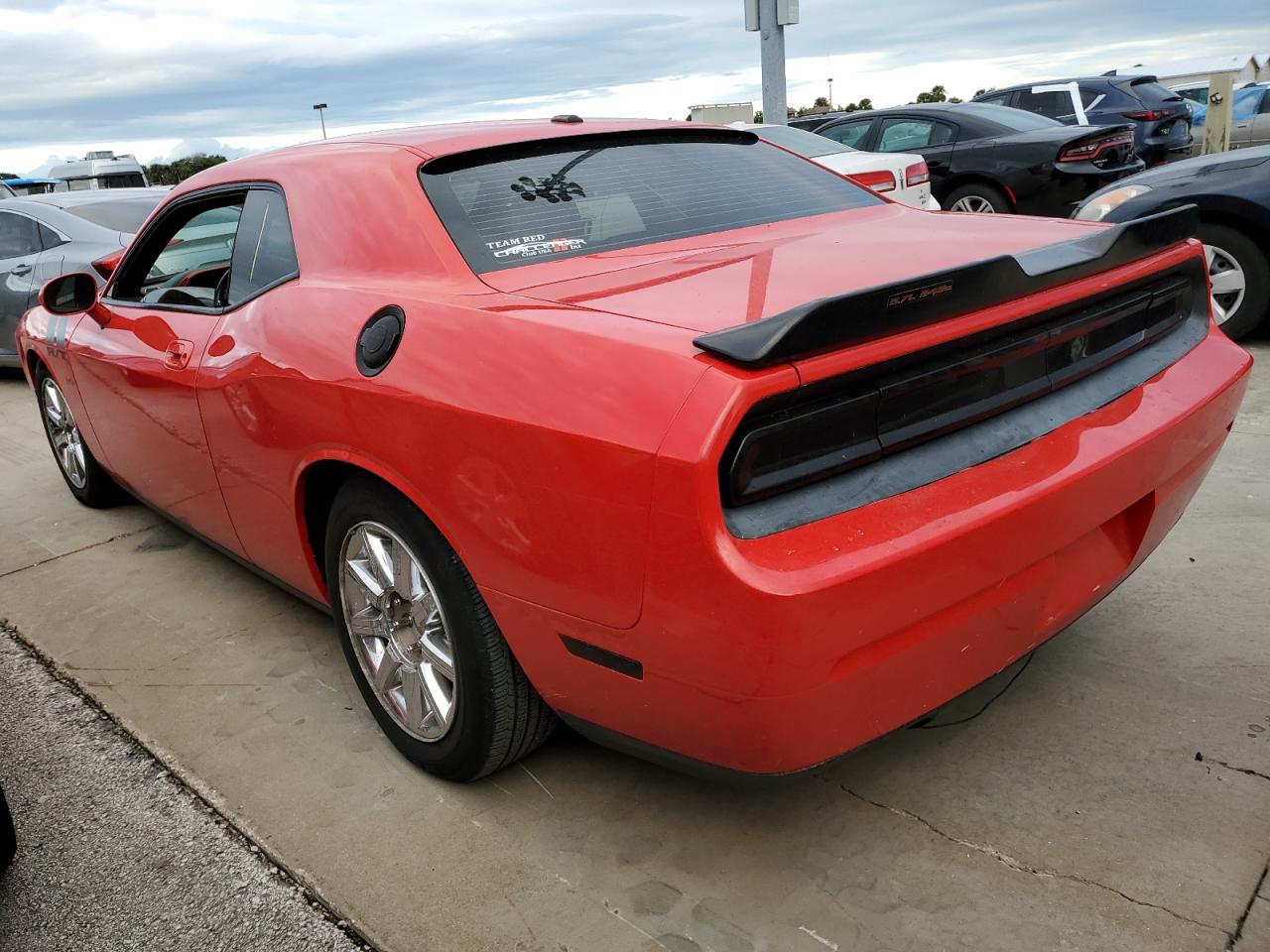 2010 Dodge Challenger - Image 2