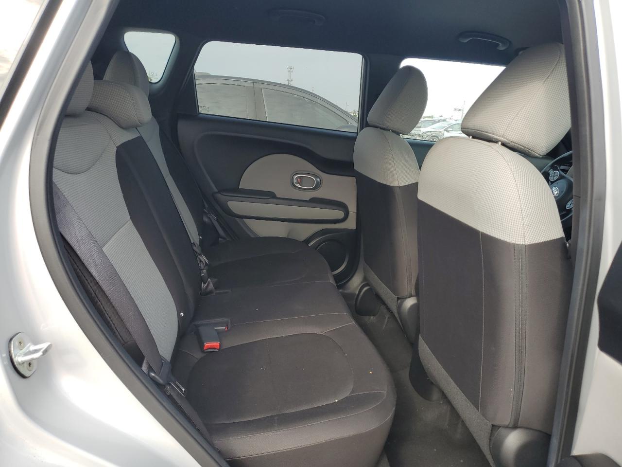 2016 Kia Soul - Image 10