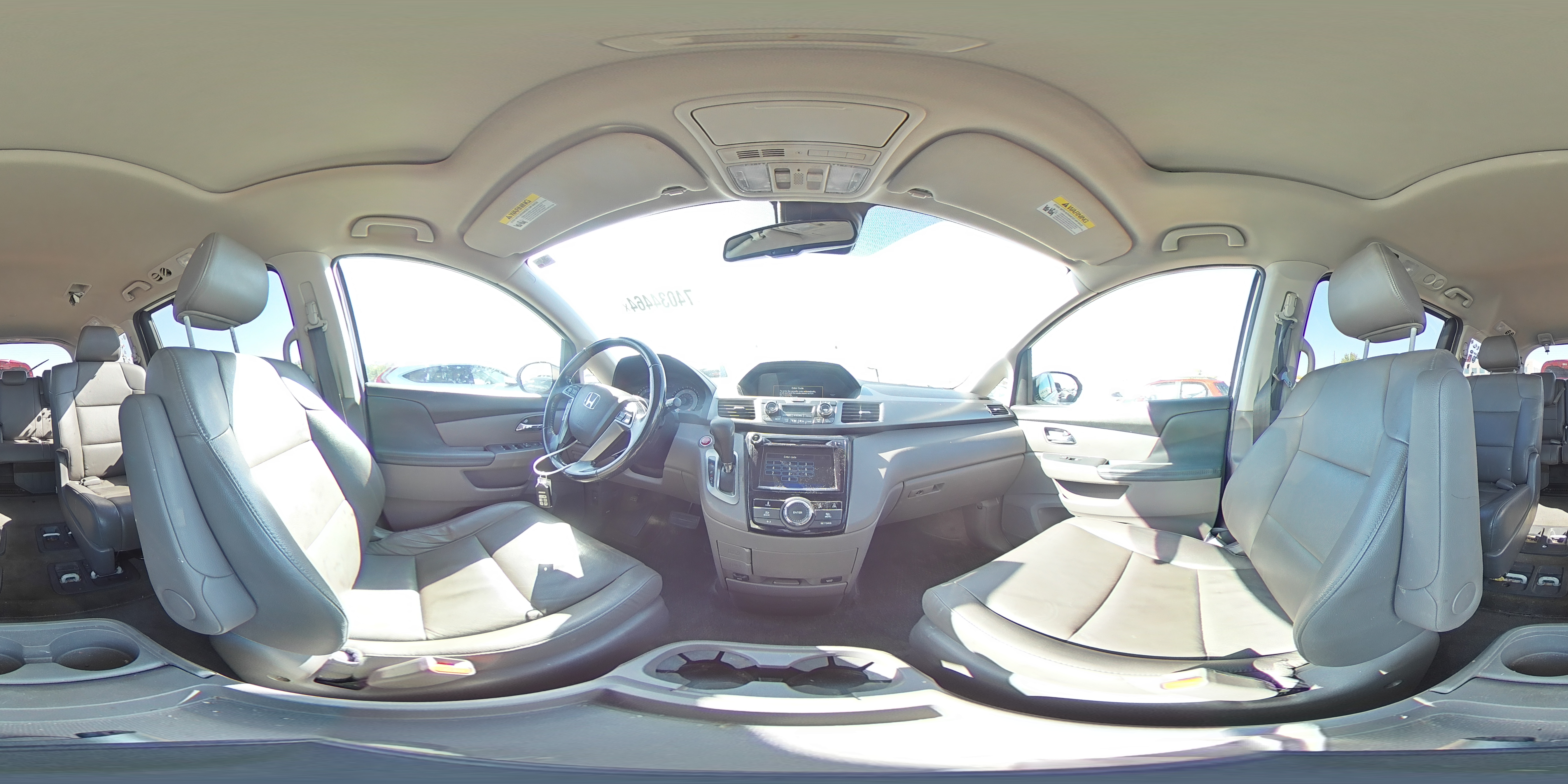 2016 Honda Odyssey - Image 16