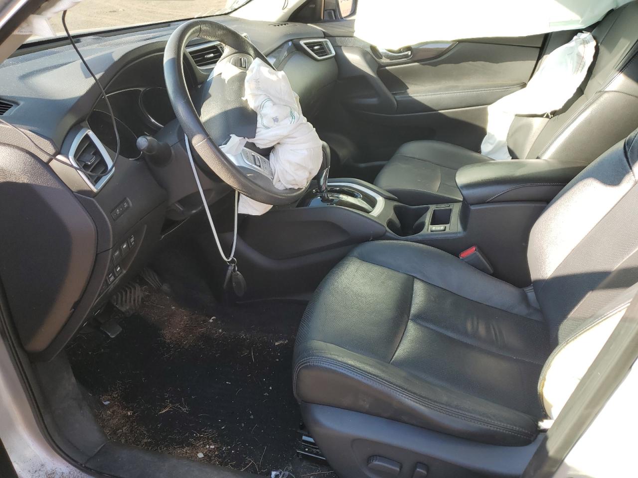 2015 Nissan Rogue - Image 7