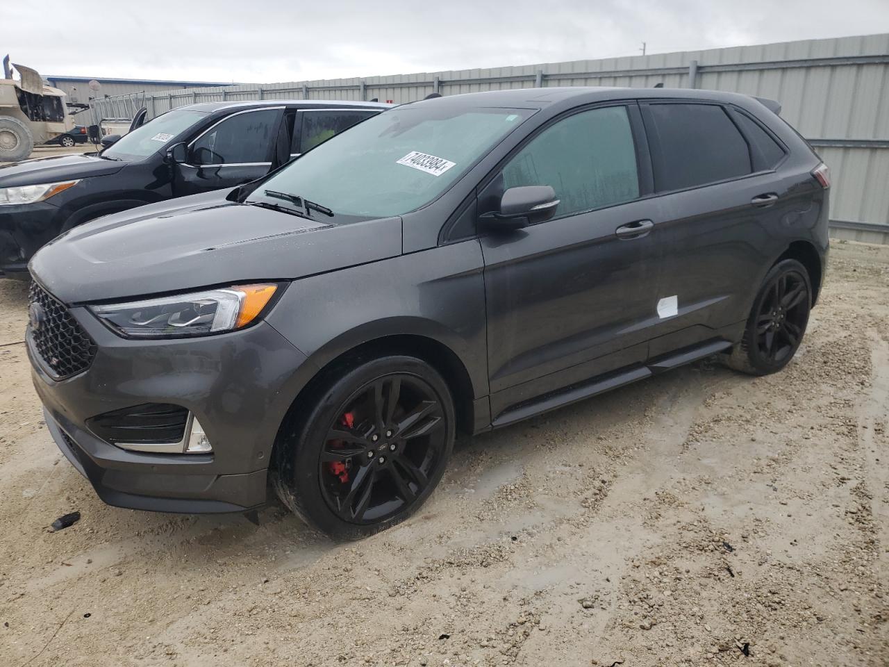2020 Ford Edge - Image 1